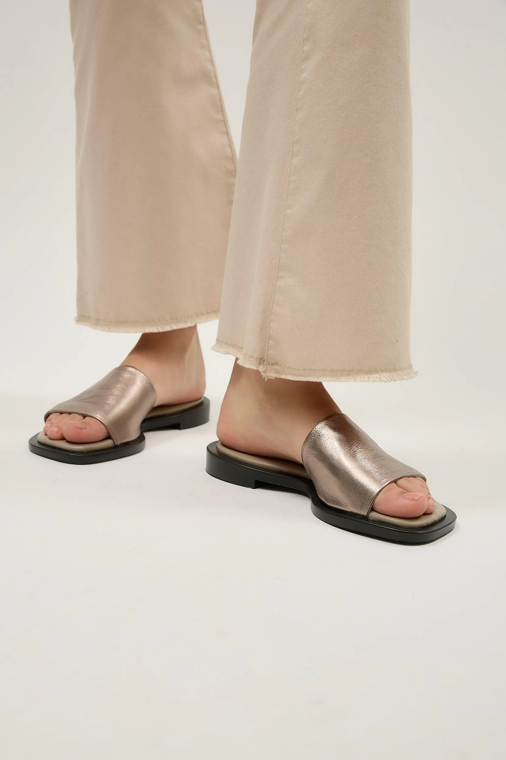 Alo Flop Metallic