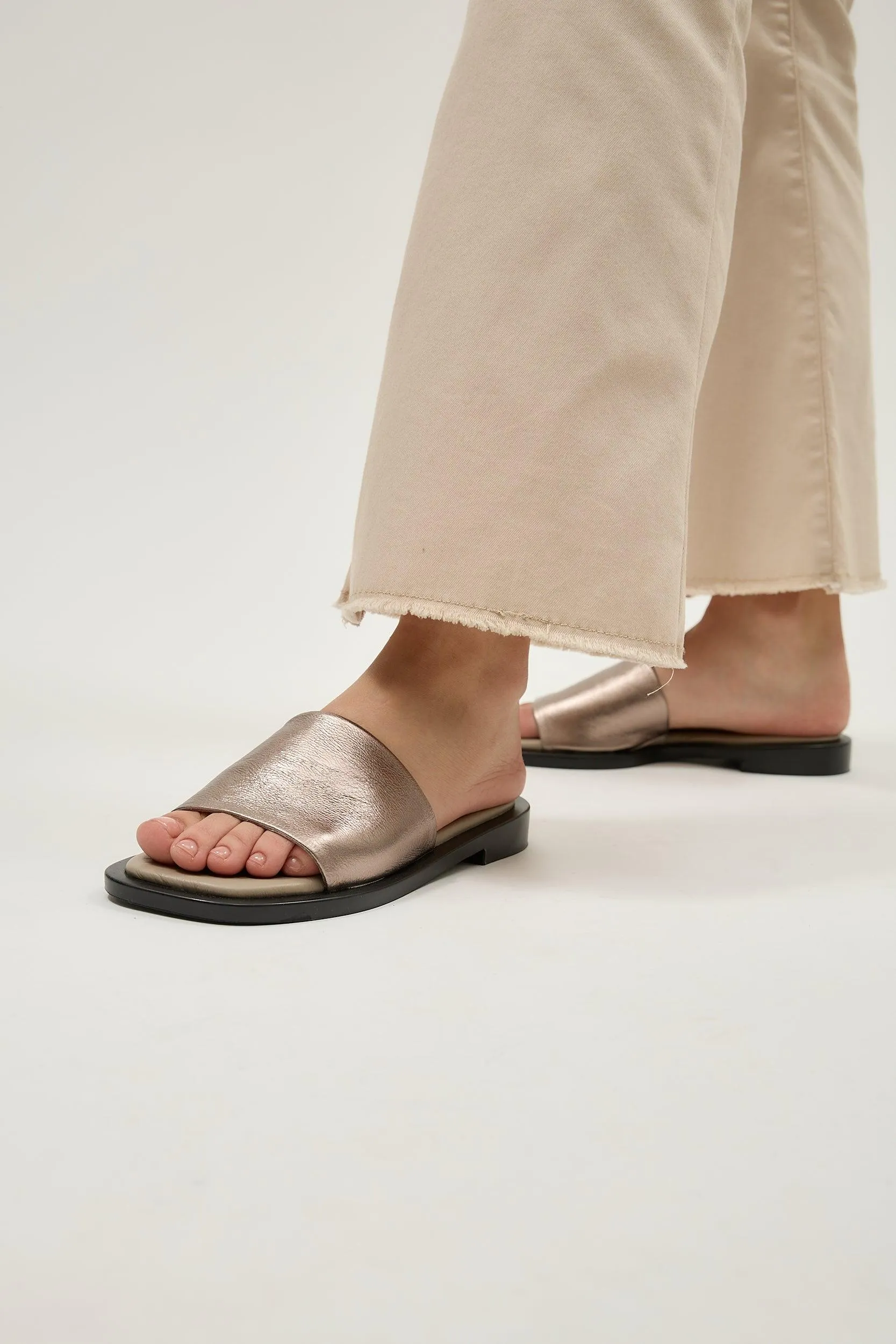 Alo Flop Metallic