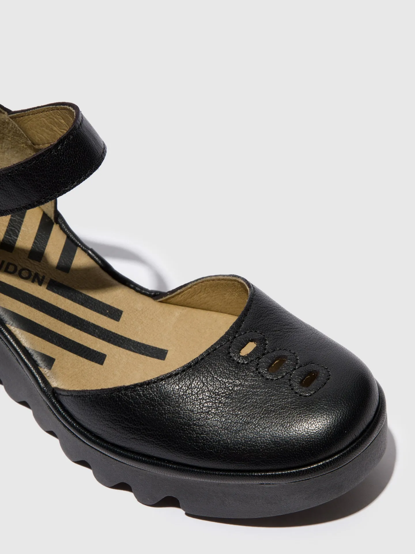 Ankle Strap Sandals BISO305FLY MOUSSE BLACK
