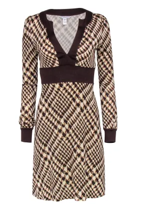 Diane Von Furstenberg - Brown Plaid Silk Long Sleeve Dress Sz 4