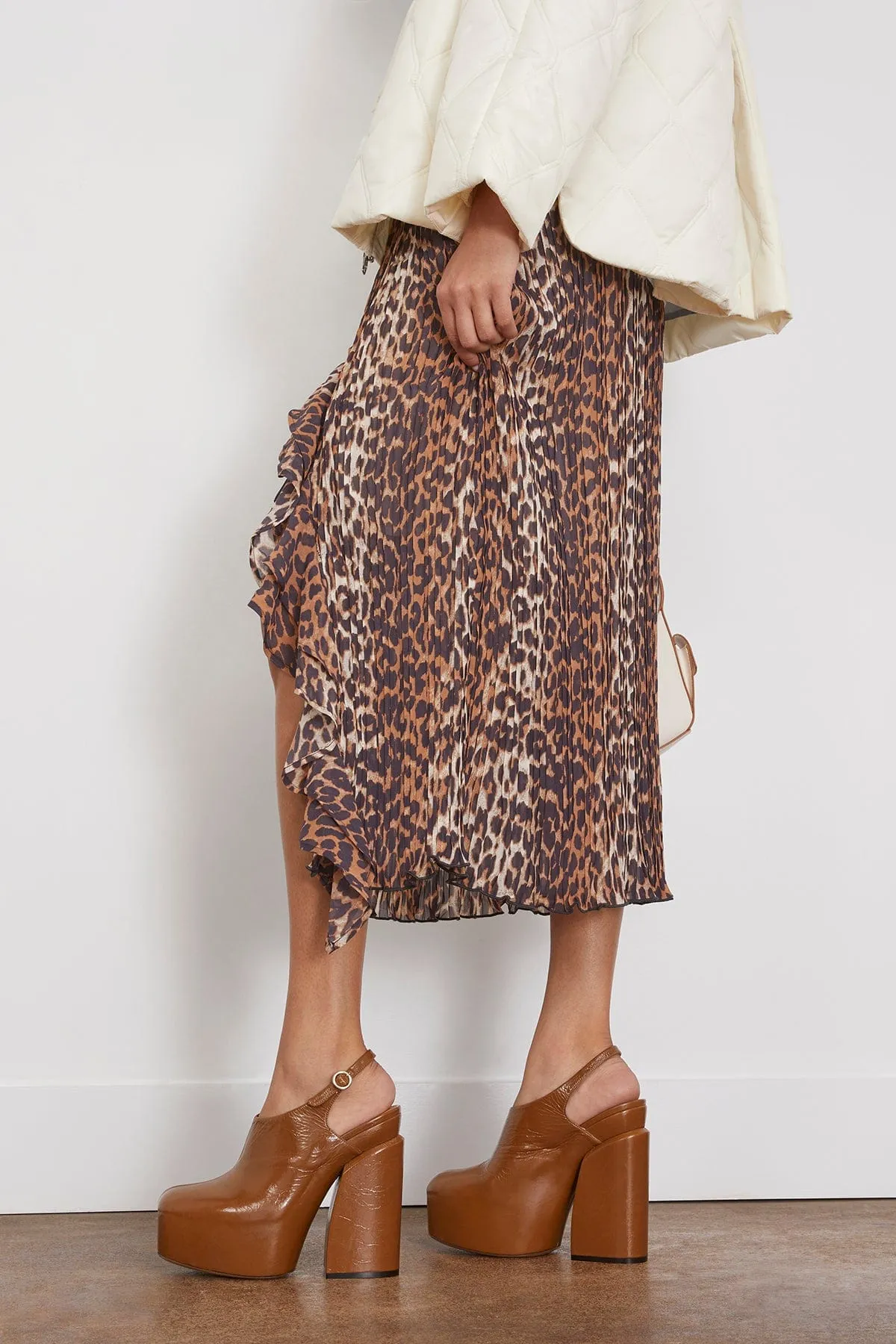 Platform Boot in Tan