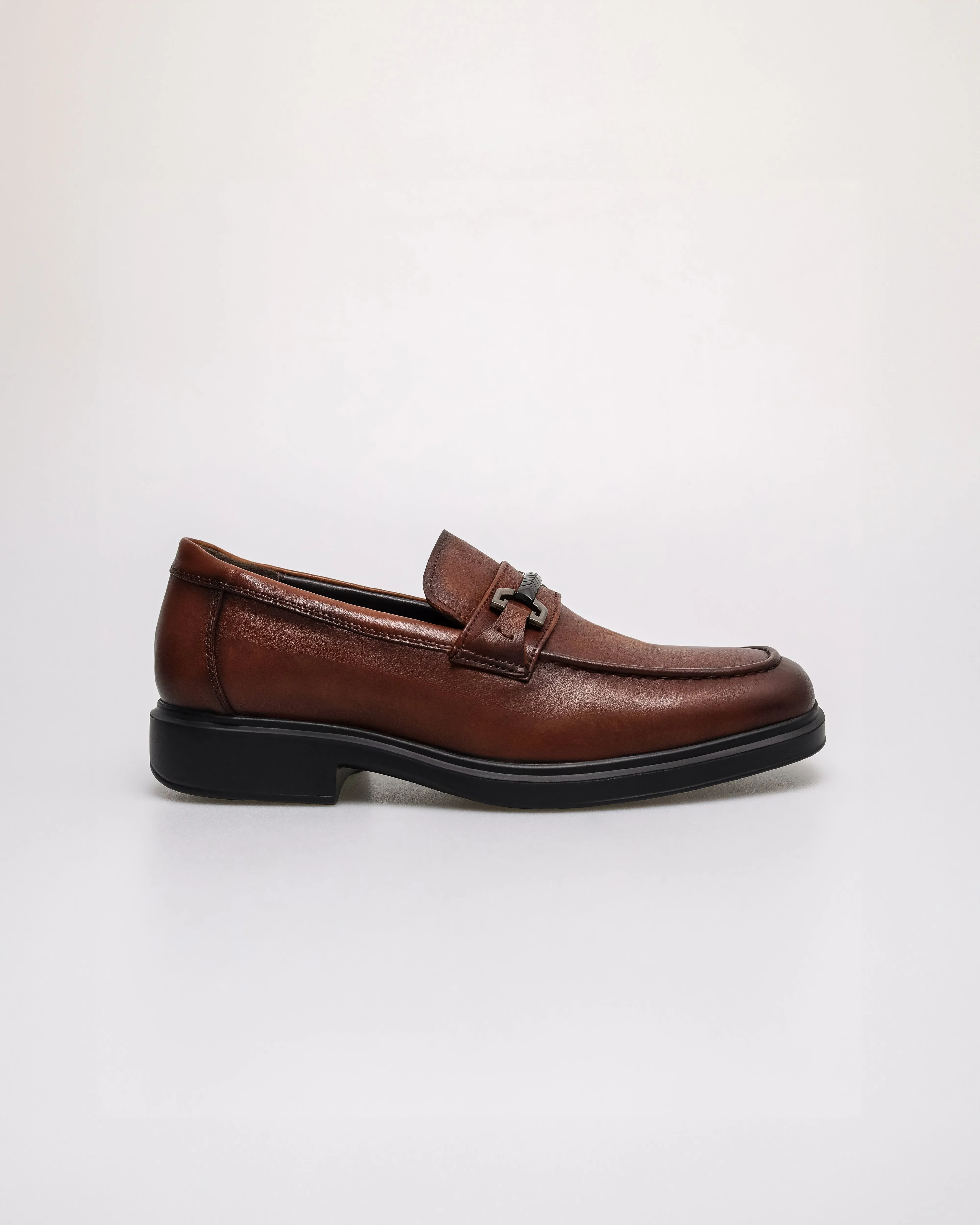 Tomaz F440 Men's Buckle Tread Loafers