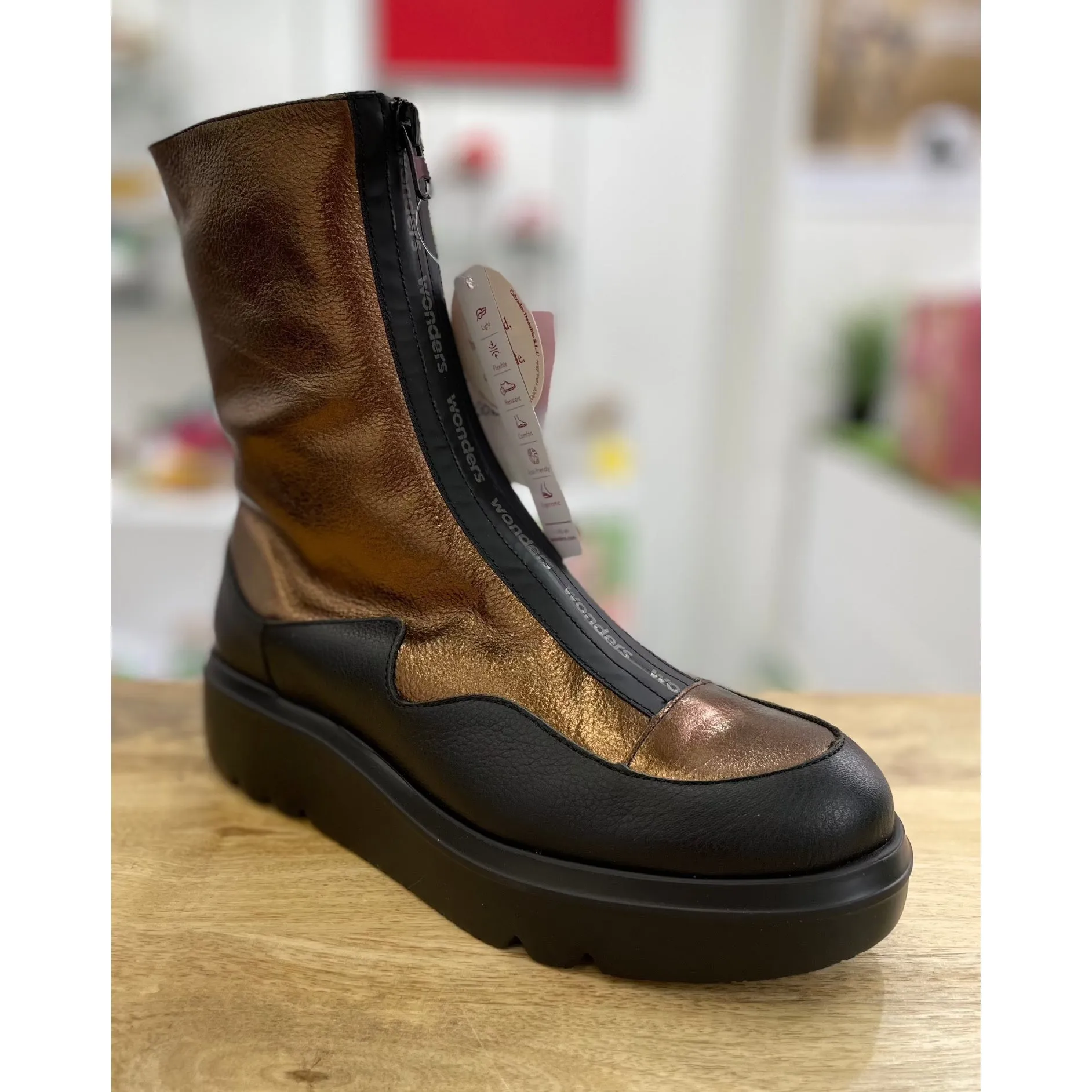 Wonders A-2822 Ladies Spanish Gold Leather Front Zip Ankle Boots